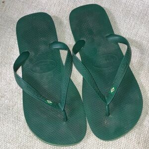 Havaianas men’s size 10 & 11 Forest Green Brazilian Sandals